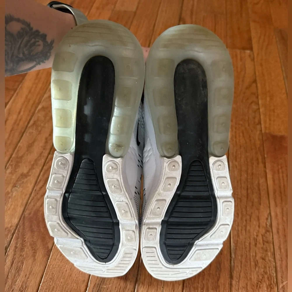 Women’s air max sneakers